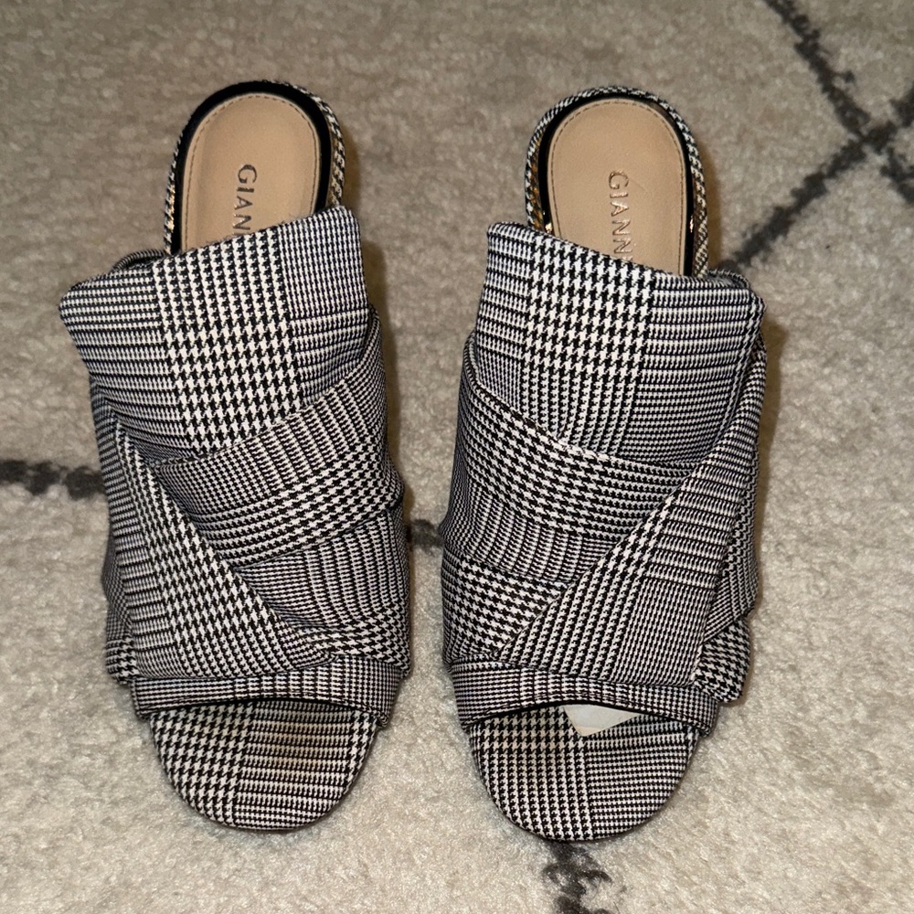 Black and White Houndstooth Mules
